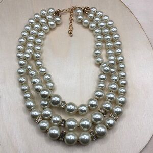 Vintage style faux pearls glass beads dressy statement necklace triple strand.